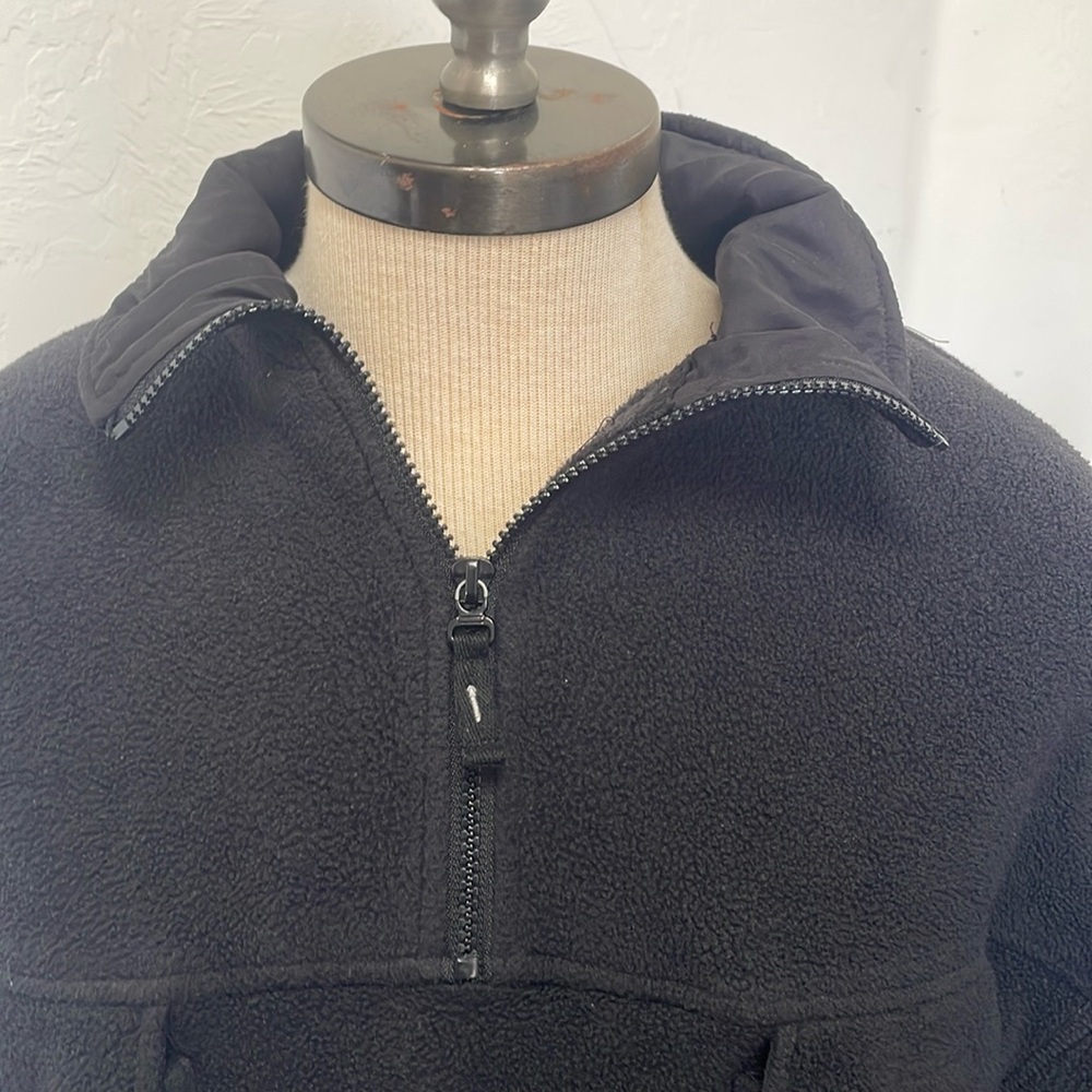 Black Adolfo sport fleece pullover with quarter zipper size XL